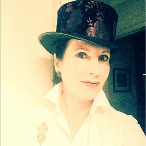 Meet your Posher, Wendi